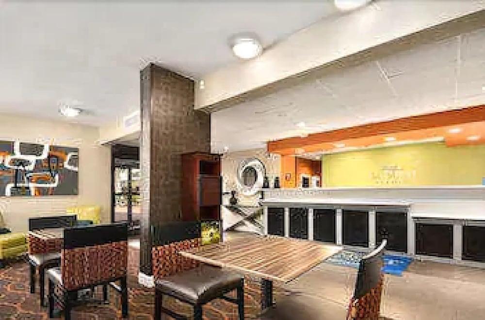 פלורנס Baymont Inn & Suites מראה חיצוני תמונה