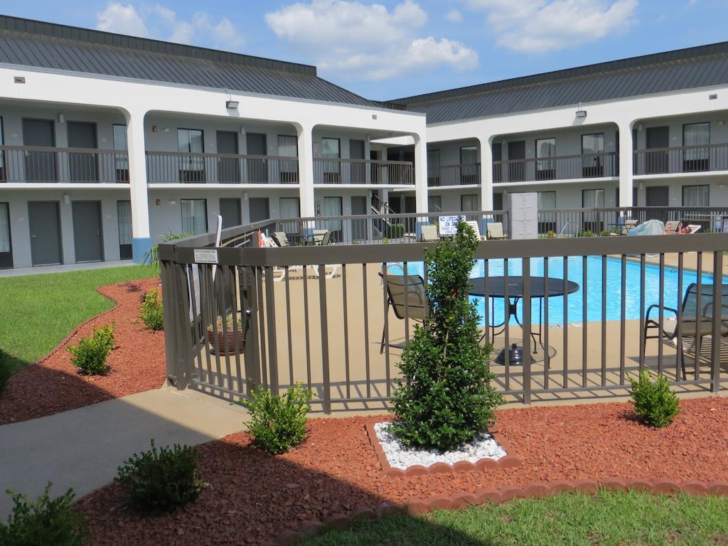 פלורנס Baymont Inn & Suites מראה חיצוני תמונה